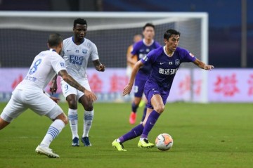 欧冠高清赛事-艾哈重返国家队先赴迪拜冬训 何时启程返津无定论